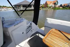 2005 Regal 2565 Window Express