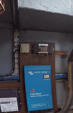 Battery Charger/Galvanic Isolator 