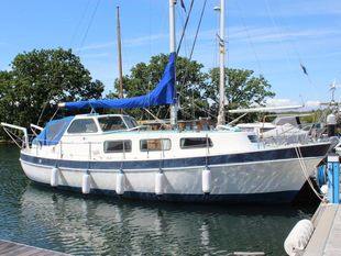 1979 Finnsailer 35