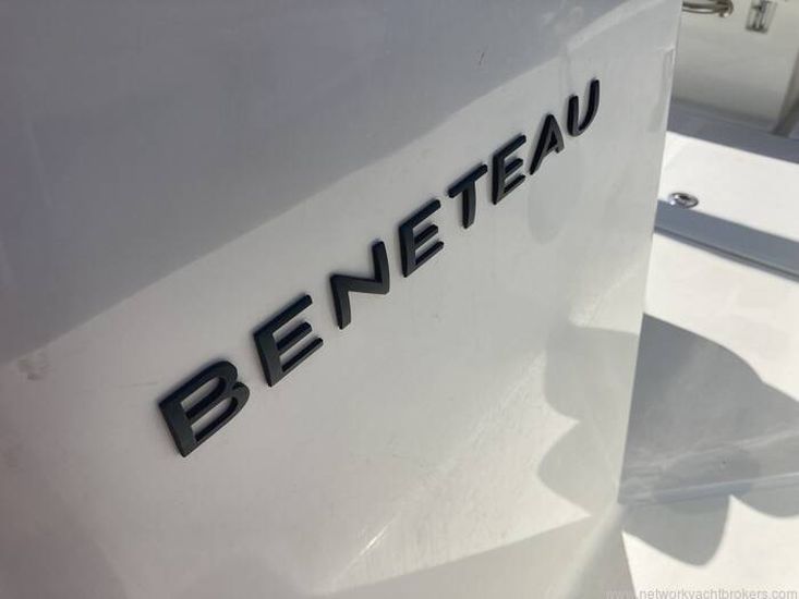 2022 Beneteau Flyer 6