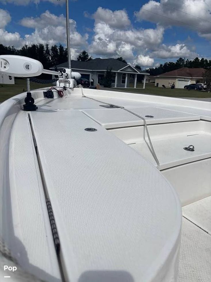 2023 Blue Wave 2200 pure bay