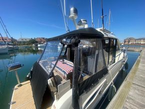 Quicksilver 905 Weekender  - Exterior