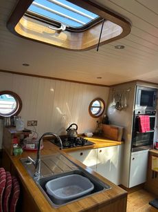 60ft x 12ft Widebeam Barge