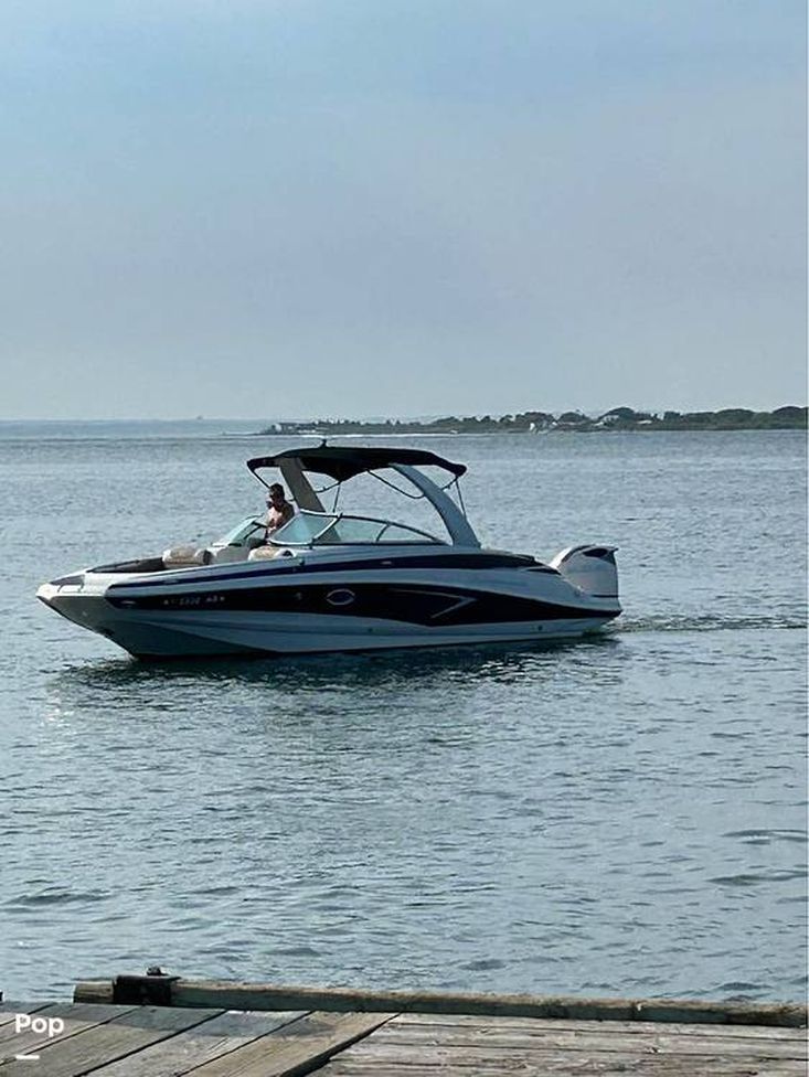 2021 Crownline e280 xs