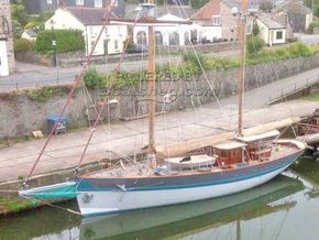 Pilot House Ketch  - Luxurious Houseboat/Blue Water Cruiser - Main Photo