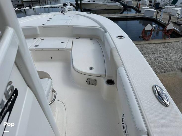 2015 Robalo 246 cayman