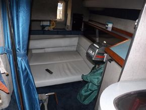 Bayliner 2950 Avanti - Aft Cabin