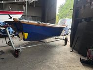 Mirror dinghy