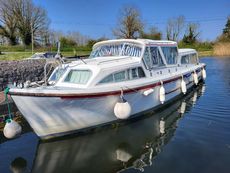 Broom 35 Commander