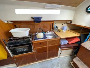 Seamaster 815  - Galley