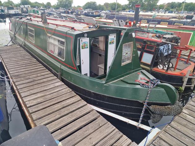 40ft Cruiser Stern Narrowboat called Denstiny