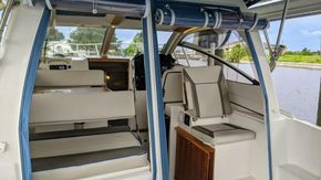 03 Cockpit   2017 Cutwater 242 Sport Coupe (8)
