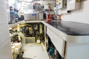 Ferretti 70 Siroco_Yacht_Brokers