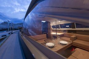 Manufacturer Provided Image: Wauquiez Pilot Saloon 48