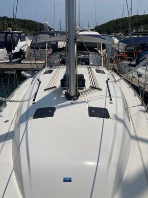2016 Bavaria Cruiser 41 9
