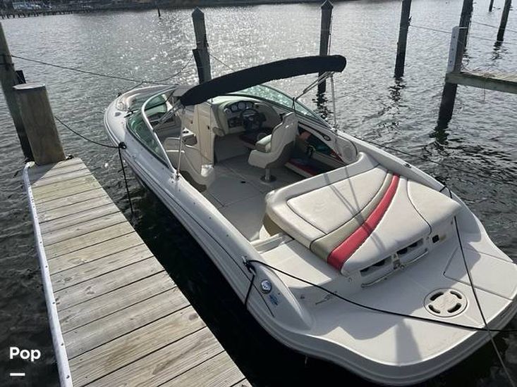 2007 Sea Ray 220 select