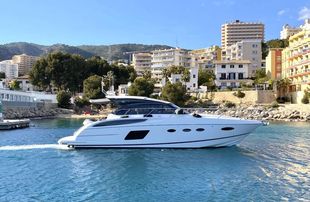 2016 Princess V 48 Deck