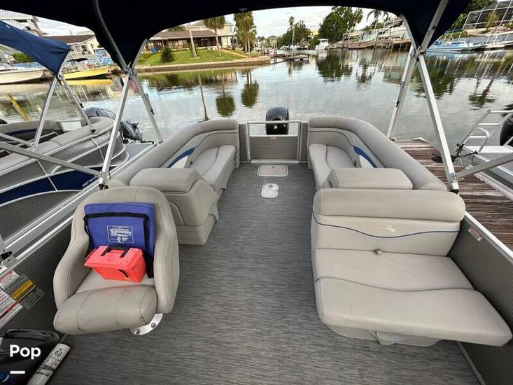 2023 Bennington 22 s