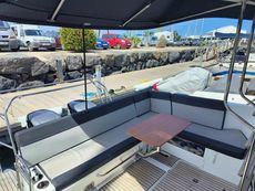 2021 Jeanneau Merry Fisher 1095  Flybridge