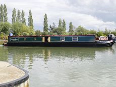 MEANDER &bull; 57ft 2in, traditional, 2+3 berths, 2003.
