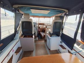 Princess 32  - Cockpit