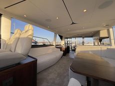 2025 Fairline Squadron 58