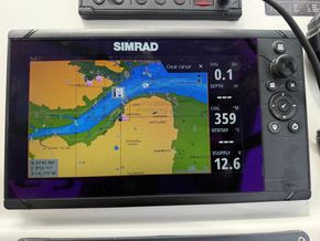 Beneteau Antares 7 Inboard diesel engine - low hours - Navigation Instruments