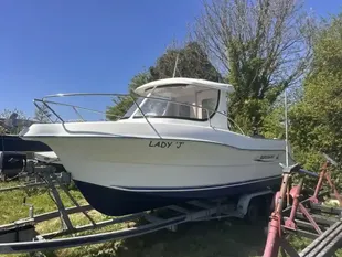 2005 Quicksilver 640 Pilothouse