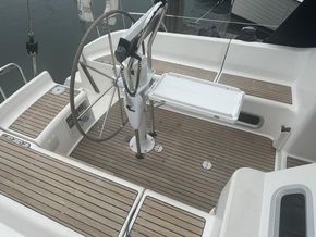 1998 Jeanneau Sun Odyssey 40 DS 12