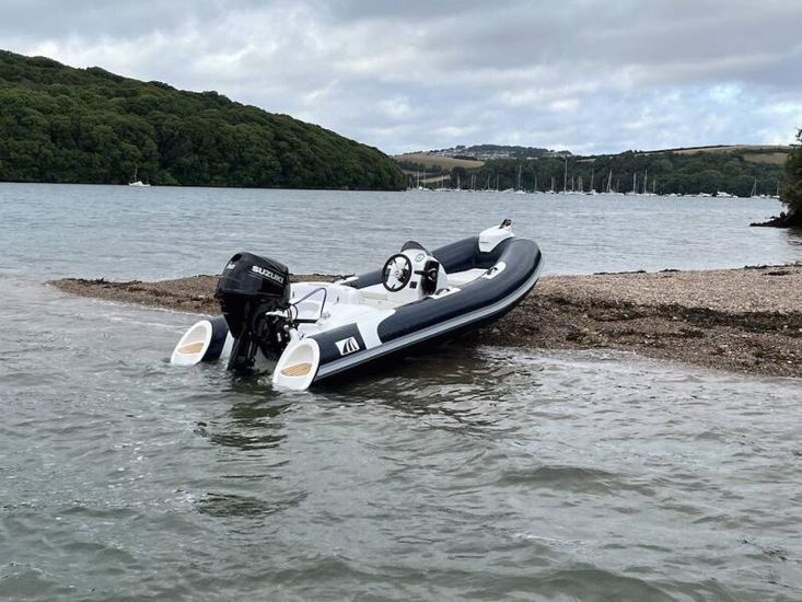 2022 Salcombe Rib Co 380 Lux