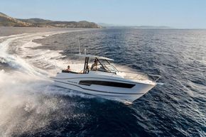 Jeanneau Cap Camarat 9.0 WA - Series 2 - a beautiful sportboat