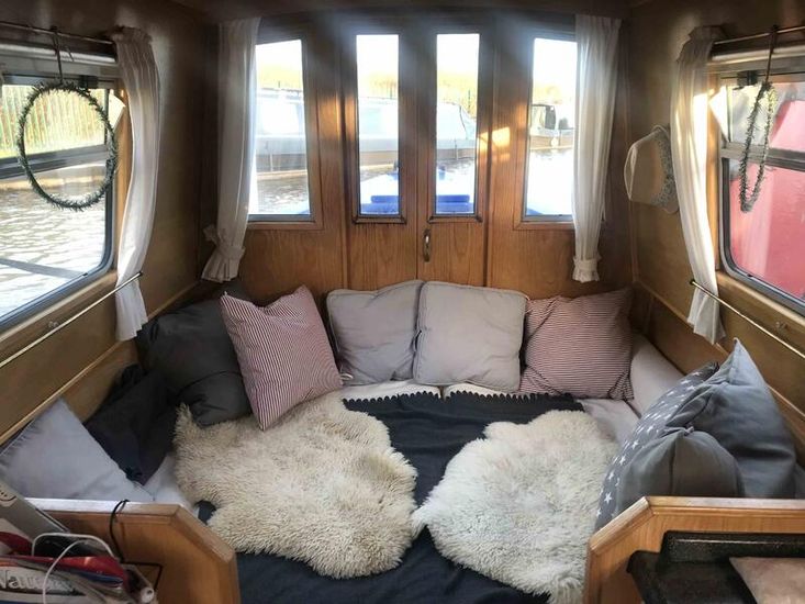 Sea Otter Narrowboats 41 Cruiser Stern for sale UK, Sea Otter