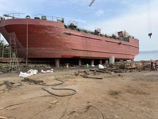 BOTTOM DOOR DUMP BARGE