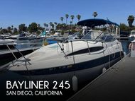 2005 Bayliner 245