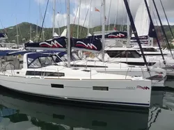 2018 Beneteau OCEANIS 38