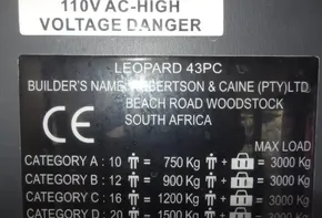 Leopard 43 Powercat 2020 builder's plate with load categories and CE mark.