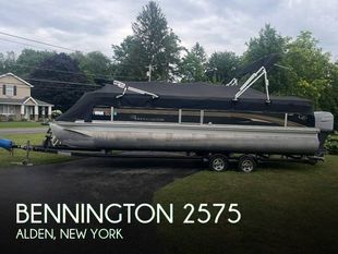 2008 Bennington 2575 QXI tritoon