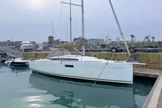 2019 Jeanneau Sun Odyssey 349