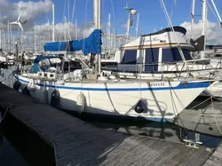 1984 Tradewind 35
