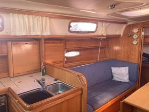 2007 Bavaria 37 Cruiser 19