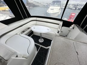 2008 Rinker 280 Cabin Cruiser 12
