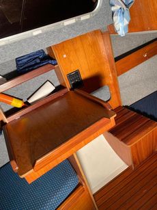 GIB'SEA 242 TRAILER SAILER, OUTBOARD, LOVELY