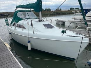 2003 Hunter Channel 27
