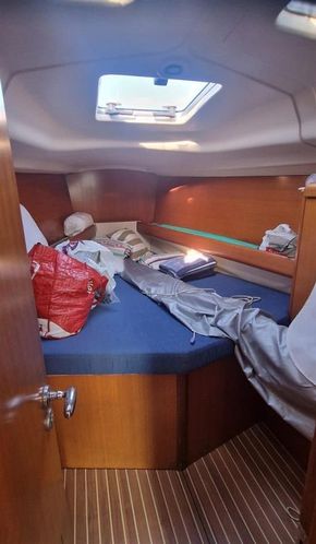 Forward cabin