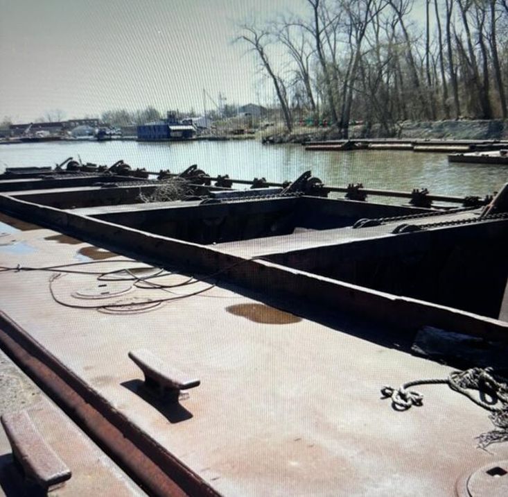 100' x 30' 150 cubic yd Dump Scow For Sale