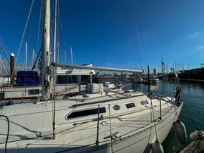 2001 Dufour  32 Classic  5