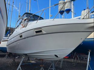 Maxum 2400 SCR