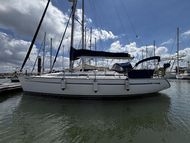 2003 Bavaria 38 Cruiser