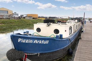 Dutch barge Style Narrowboat