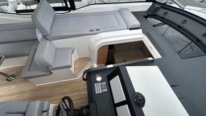 2022 Bavaria SR36 16